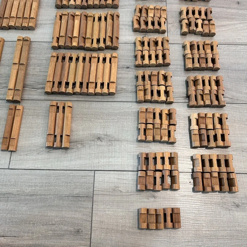 Vtg 1998 LINCOLN LOGS Lot Roofing pieces 1, 2, 3, 4 Notches RARE Wagon Teepee